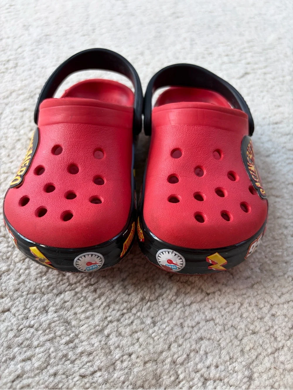 Crocs Toddler Size 8 Cars Lightning McQueen Fun Lab Rust-eze Red Flame Sandals